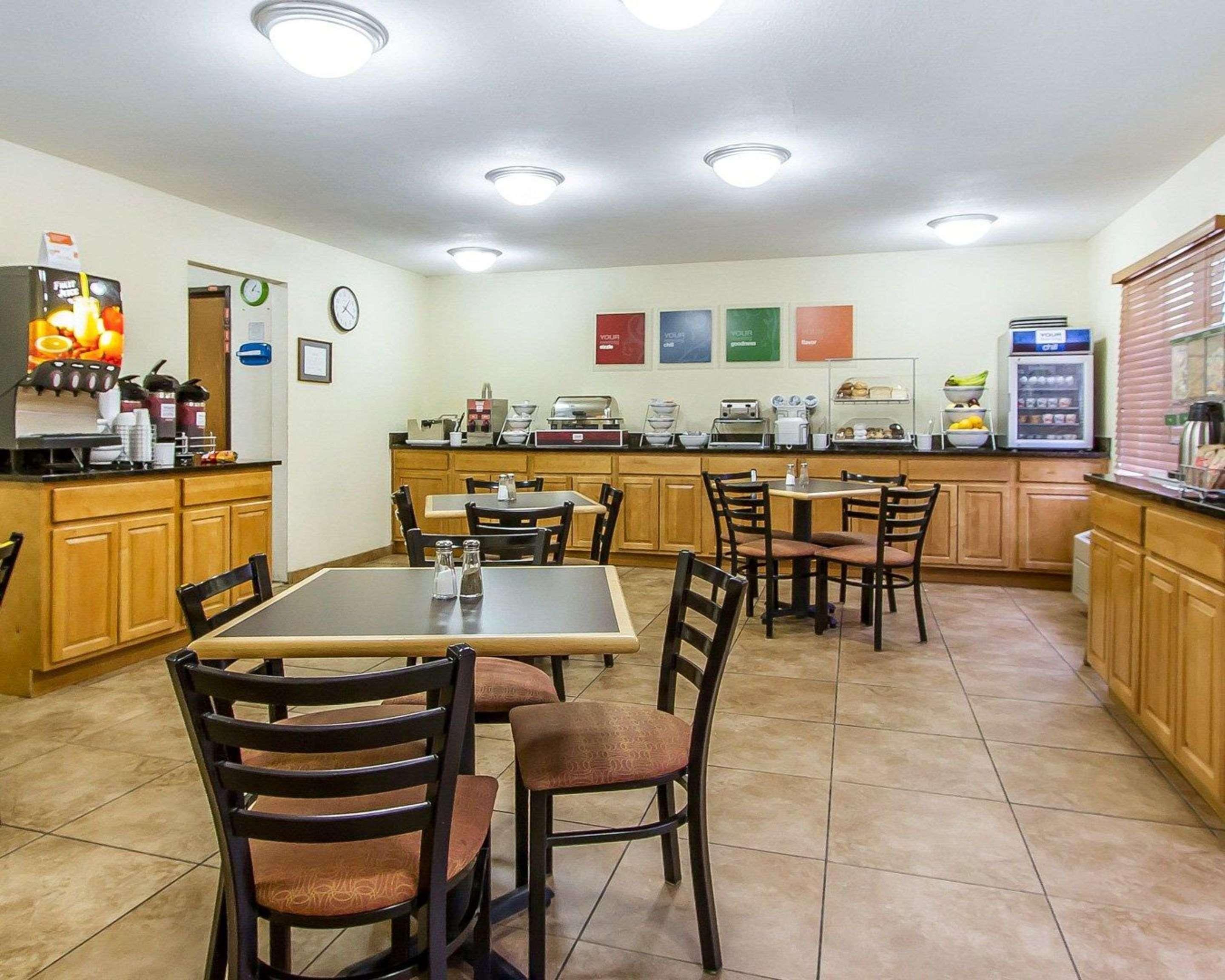 马科姆凯艺酒店 外观 照片